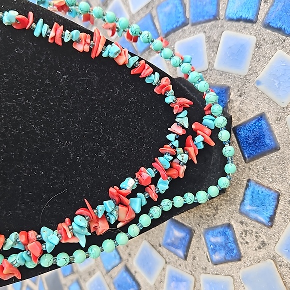 Howlite Coral Necklace - Picture 3 of 3